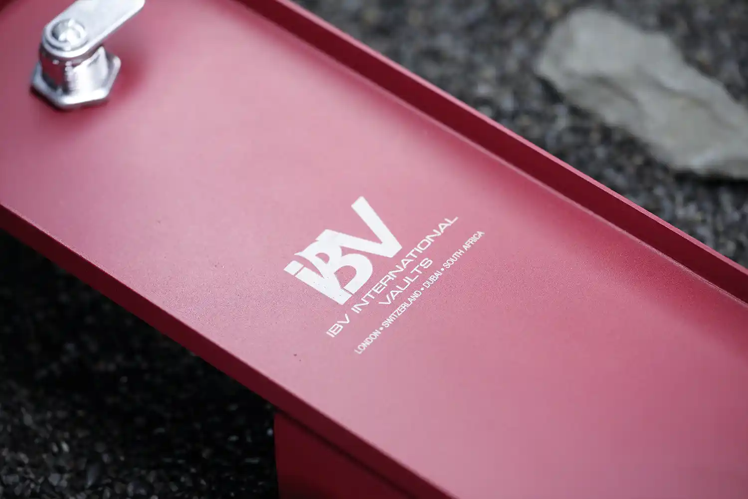 IBV Inner Safe Aluminium Cases - Deposit Boxes - Noble Bespoke - Photo 4