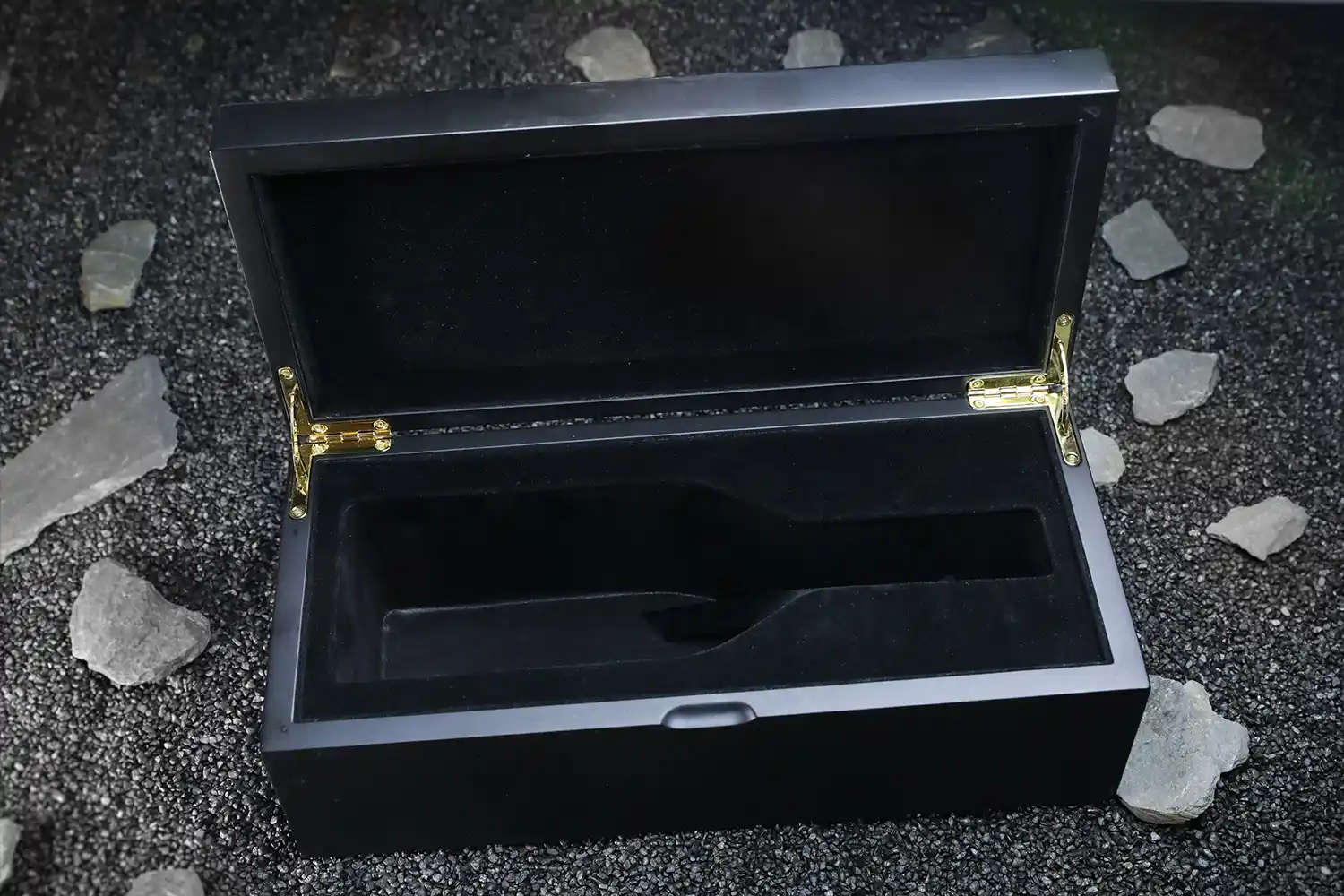 Renault Cognac Case - Alcohol gift packaging - Noble Bespoke - Photo 10