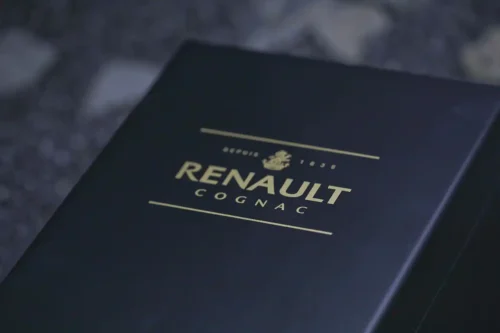 Renault Cognac Case - Alcohol gift packaging - Noble Bespoke - Photo 4